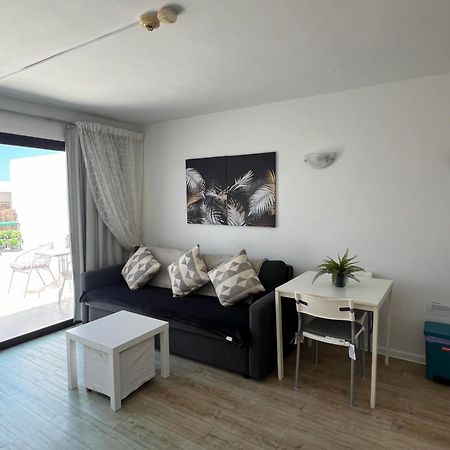Casa Perdy, Beautiful 1 Bedroom Apartment With Communal Pool Tías Exteriör bild
